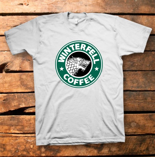 T-shirt Winterfell Starbucks parodia